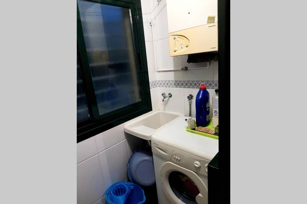 Apartamento Completo Con Parking Privado Y Wifi En San Roque ヴィーゴ エクステリア 写真