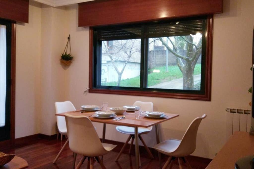 Apartamento Completo Con Parking Privado Y Wifi En San Roque ヴィーゴ エクステリア 写真