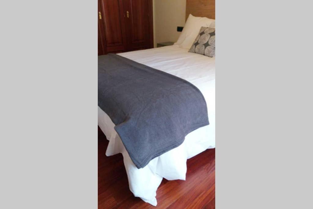 Apartamento Completo Con Parking Privado Y Wifi En San Roque ヴィーゴ エクステリア 写真