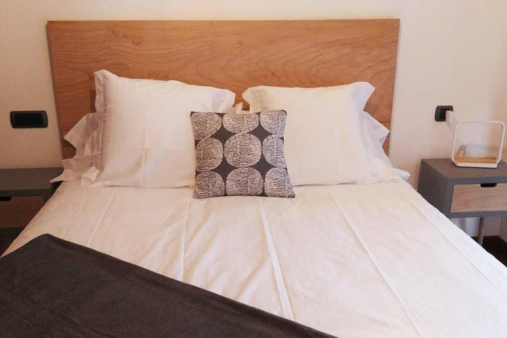Apartamento Completo Con Parking Privado Y Wifi En San Roque ヴィーゴ エクステリア 写真
