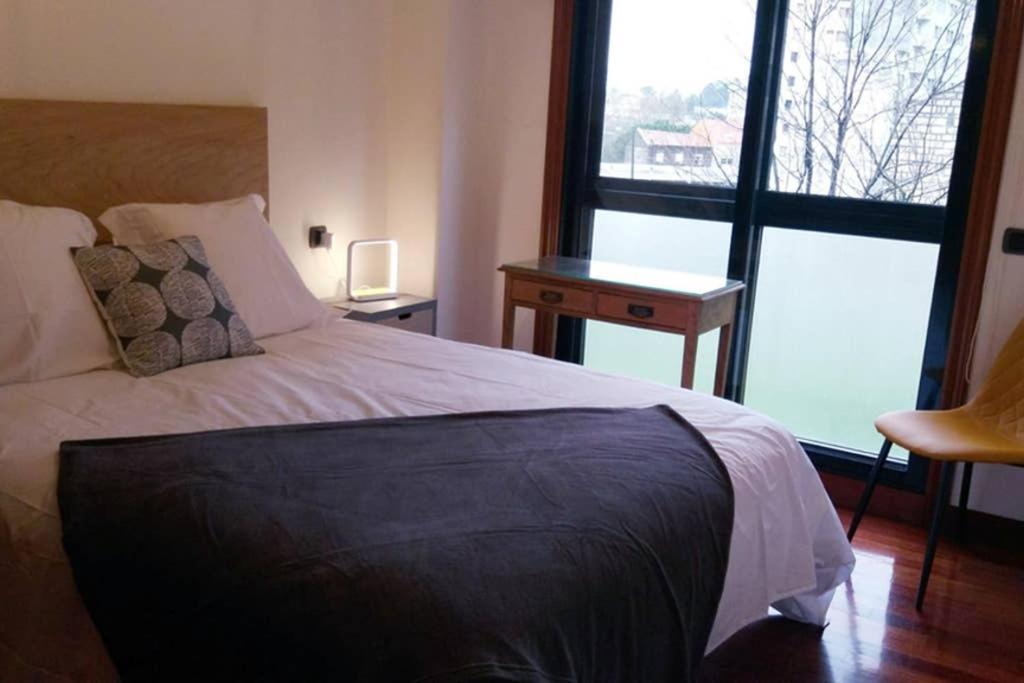 Apartamento Completo Con Parking Privado Y Wifi En San Roque ヴィーゴ エクステリア 写真