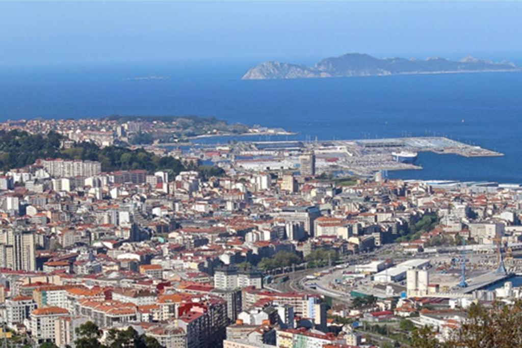 Apartamento Completo Con Parking Privado Y Wifi En San Roque ヴィーゴ エクステリア 写真